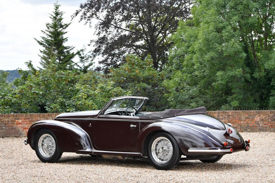  Alfa Romeo 6C 2500 S Cabriolet (915.019) 1939 года  (фото 4 из 10)